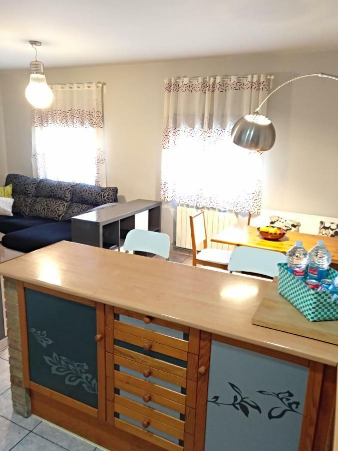 Piso La Torre Apartman Zaragoza Kültér fotó
